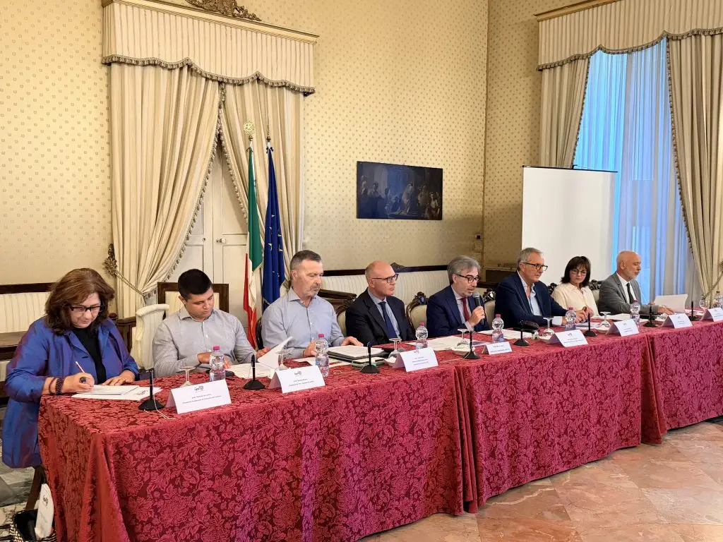 Presentazione di GEN V, progetto per il volontariato salentino, alla Prefettura di Lecce